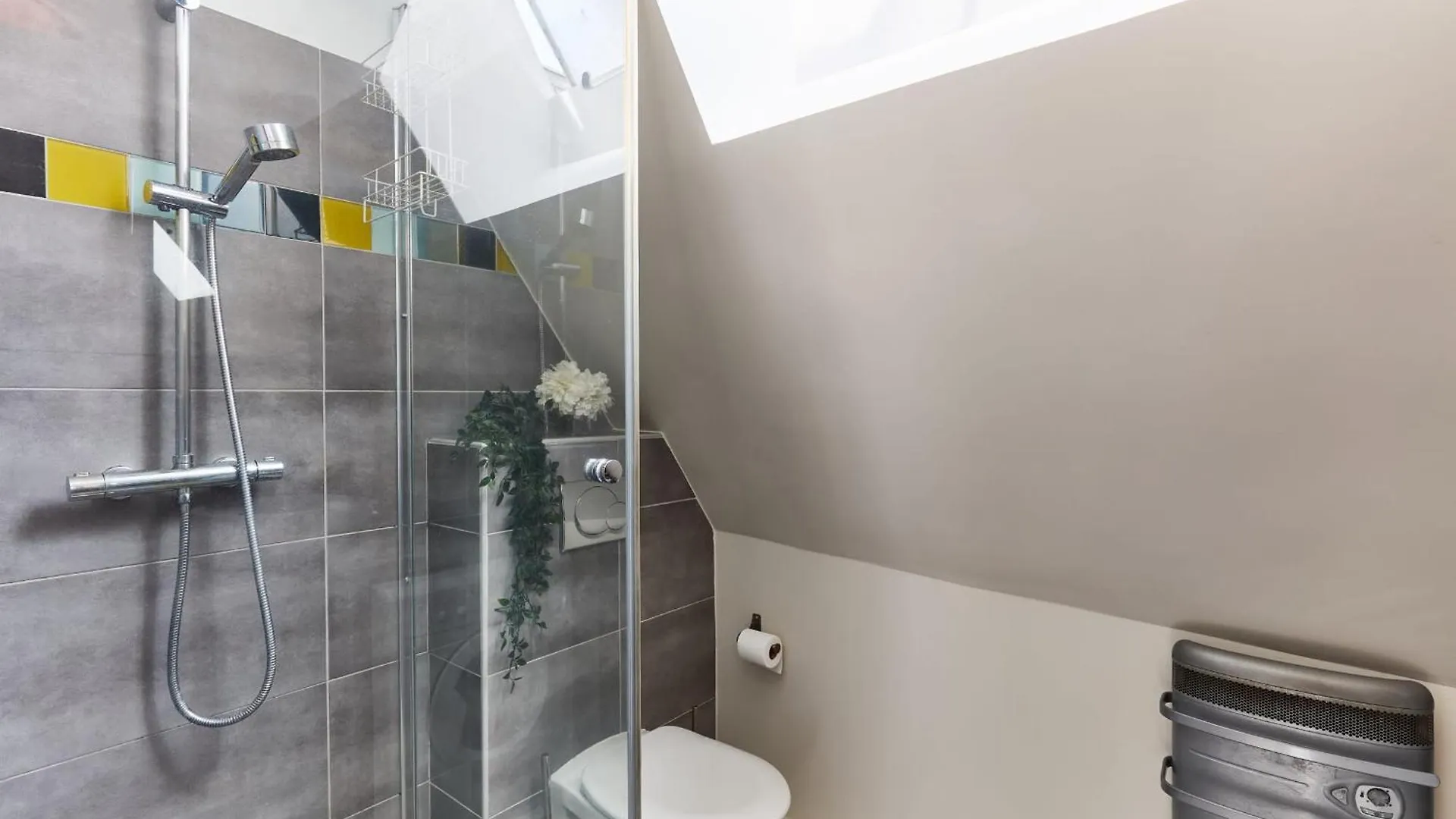 Apartman Bnbnova - Place Des Vosges - 1Br With Balcony Párizs